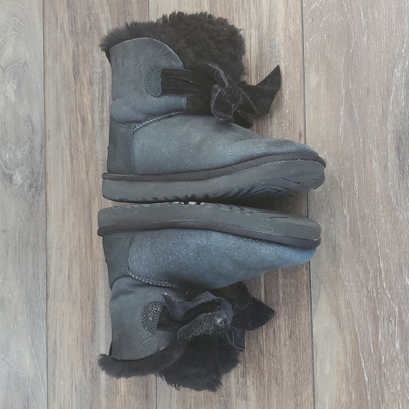 Ugg Gita Twinkle Bow Mini Women Ankle fur booties shoes sz 6 - Picture 8 of 12
